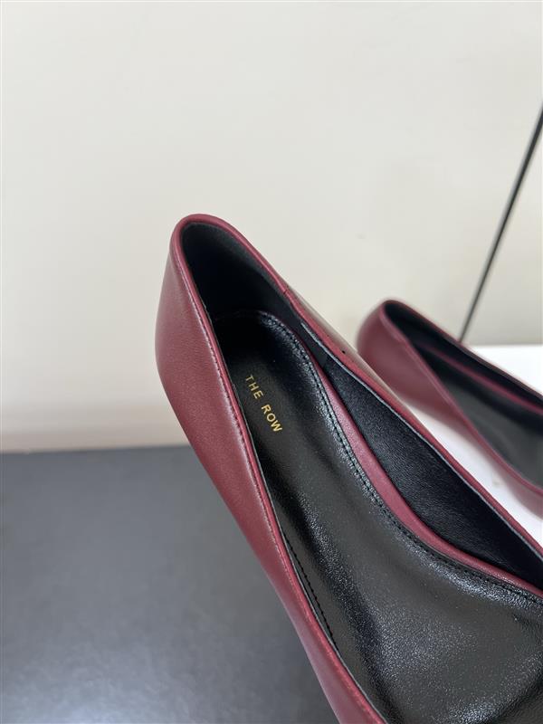 2025112717393827 310